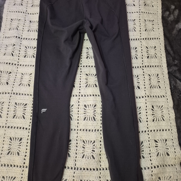 Fabletics Black High-Rise Performance Leggings - Picture 3 of 5